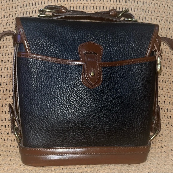 Vintage Dooney & Bourke - Picture 17 of 17